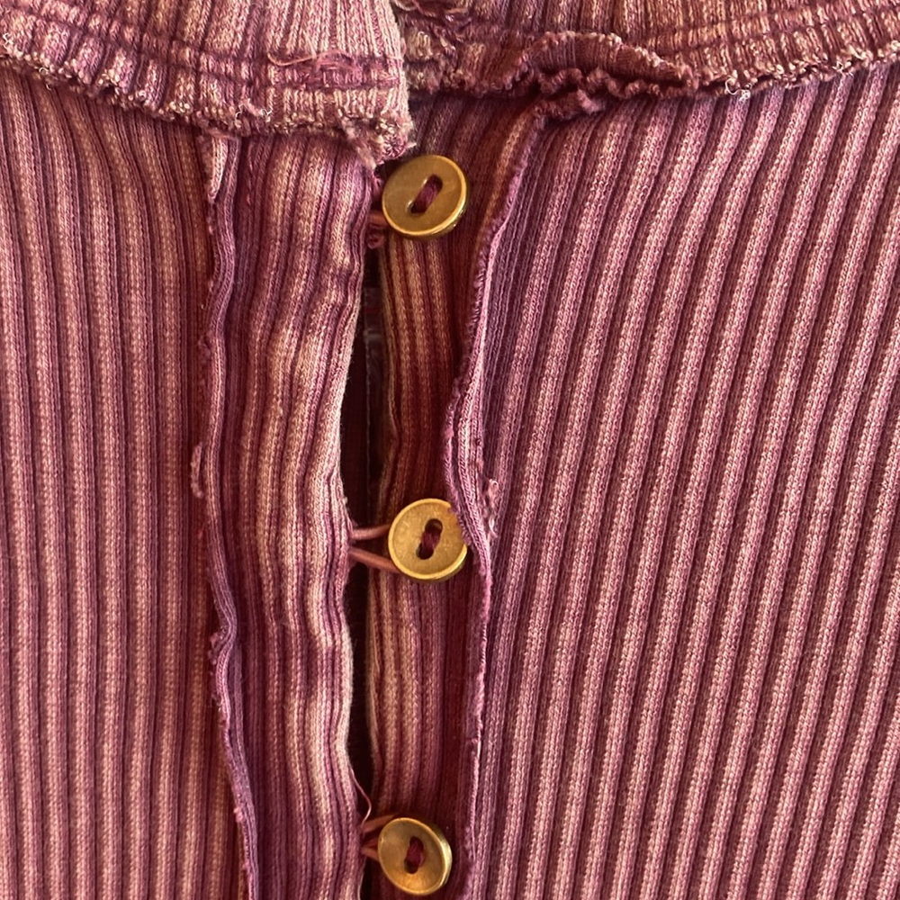Free People NWT It's On Long Sleeve Button Down Thermal Ribbed Shirt large - Picture 8 of 15